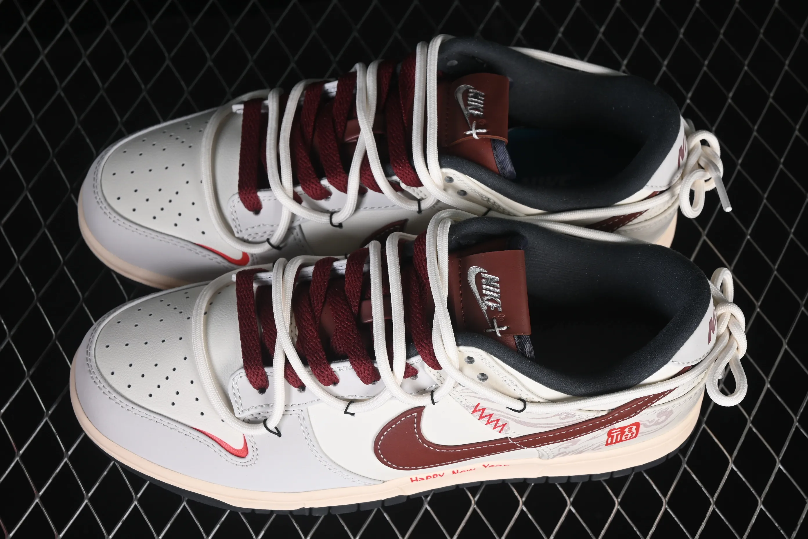 All Categories Nk SB Dunk Series Nk SB Dunk Low High-end Customized Low-top Shoes Nike SB Dunk Low Year of the Horse Milk White Red Low-top Casual Shoes IM6670-202